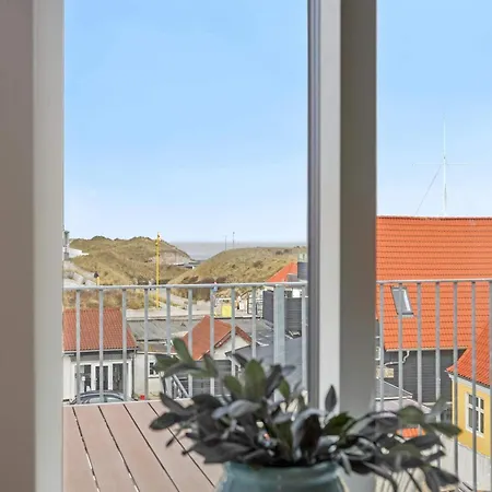 4 Star In * Løkken